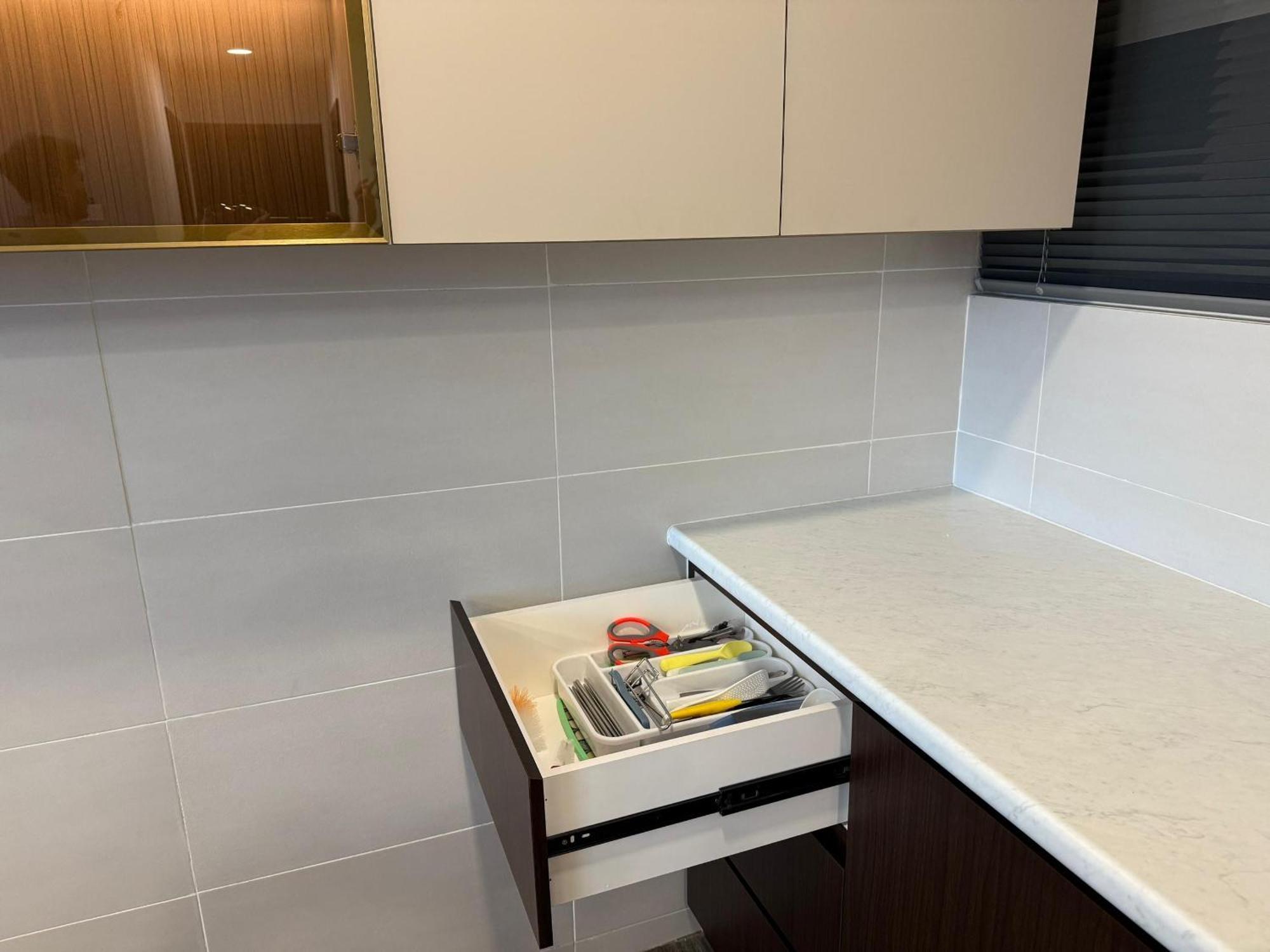 Free Parking, 2-10 Pax, 3 2 Bathrooms, Vivacity Jazz 2 Apartment Kuching